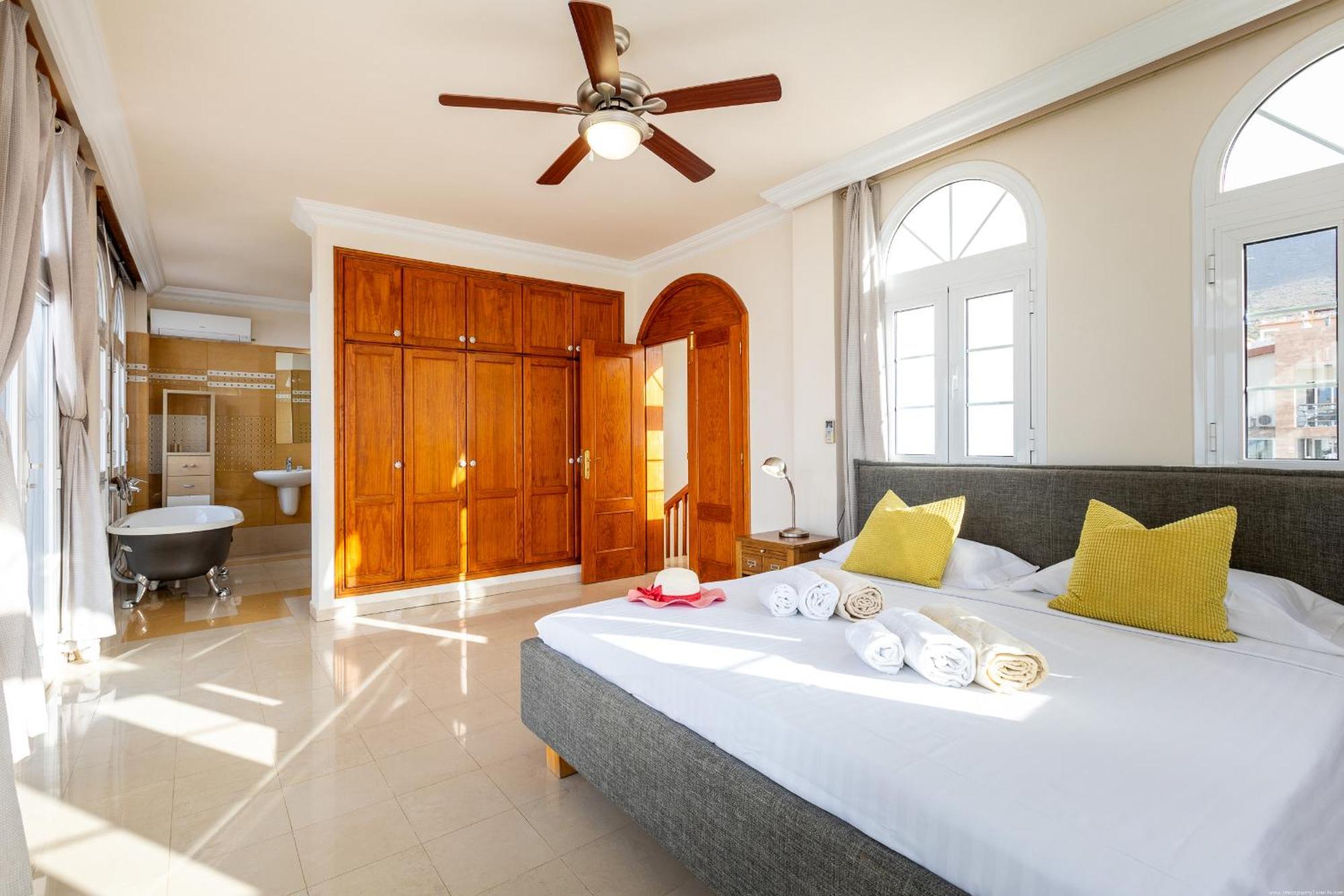 Villa Ocean Palm, Heated Pool! Costa Adeje  Extérieur photo